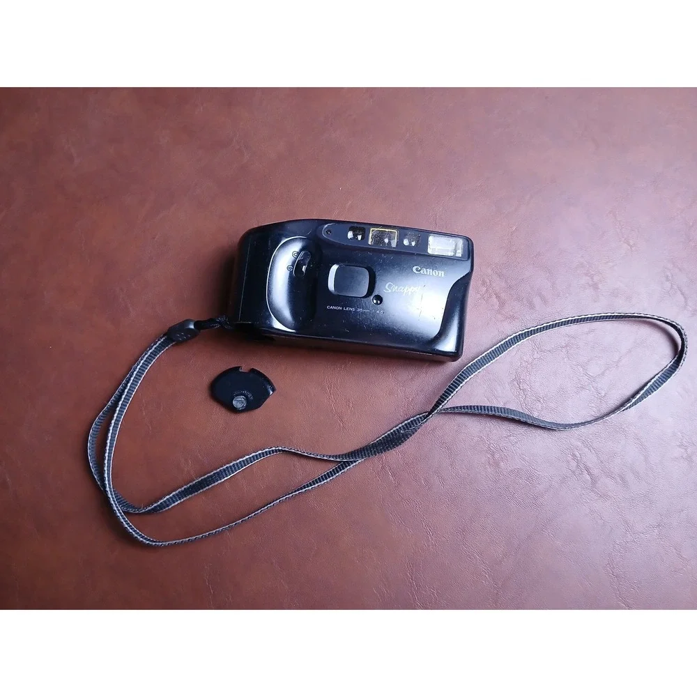 Canon Snappy AF 35mm Film‎ Camera Black Point and Shoot 35mm f/4.5 Lens